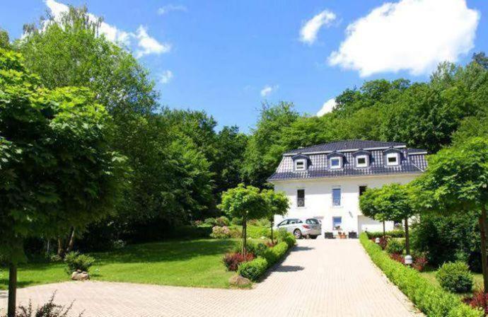 Weisses-Haus-Am-Kurpark-Fewo-Waldblick Quedlinburg Exteriér fotografie
