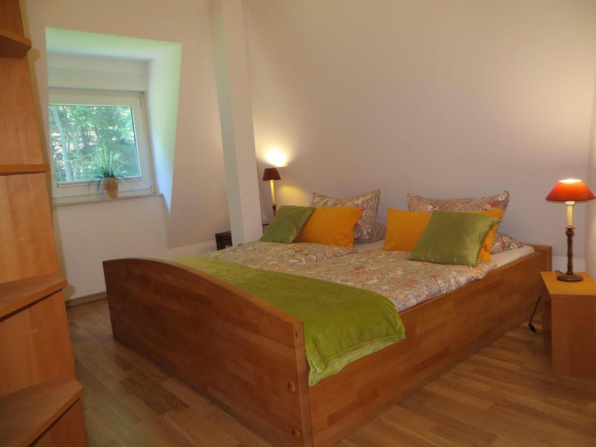 Weisses-Haus-Am-Kurpark-Fewo-Waldblick Quedlinburg Exteriér fotografie